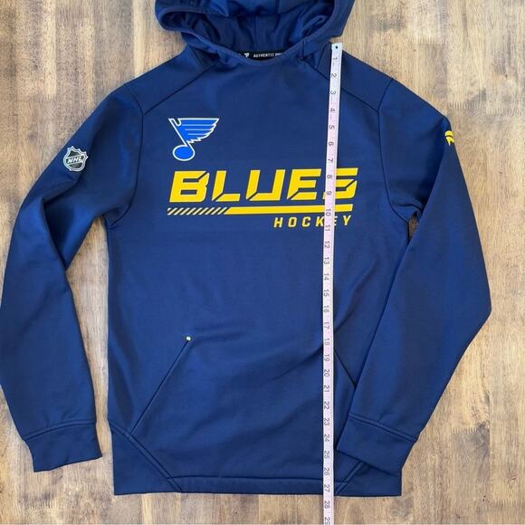 NHL St Louis Blues Hockey Fanatics Authentic Pro Locker Room Hoodie Unisex Small - Picture 5 of 7